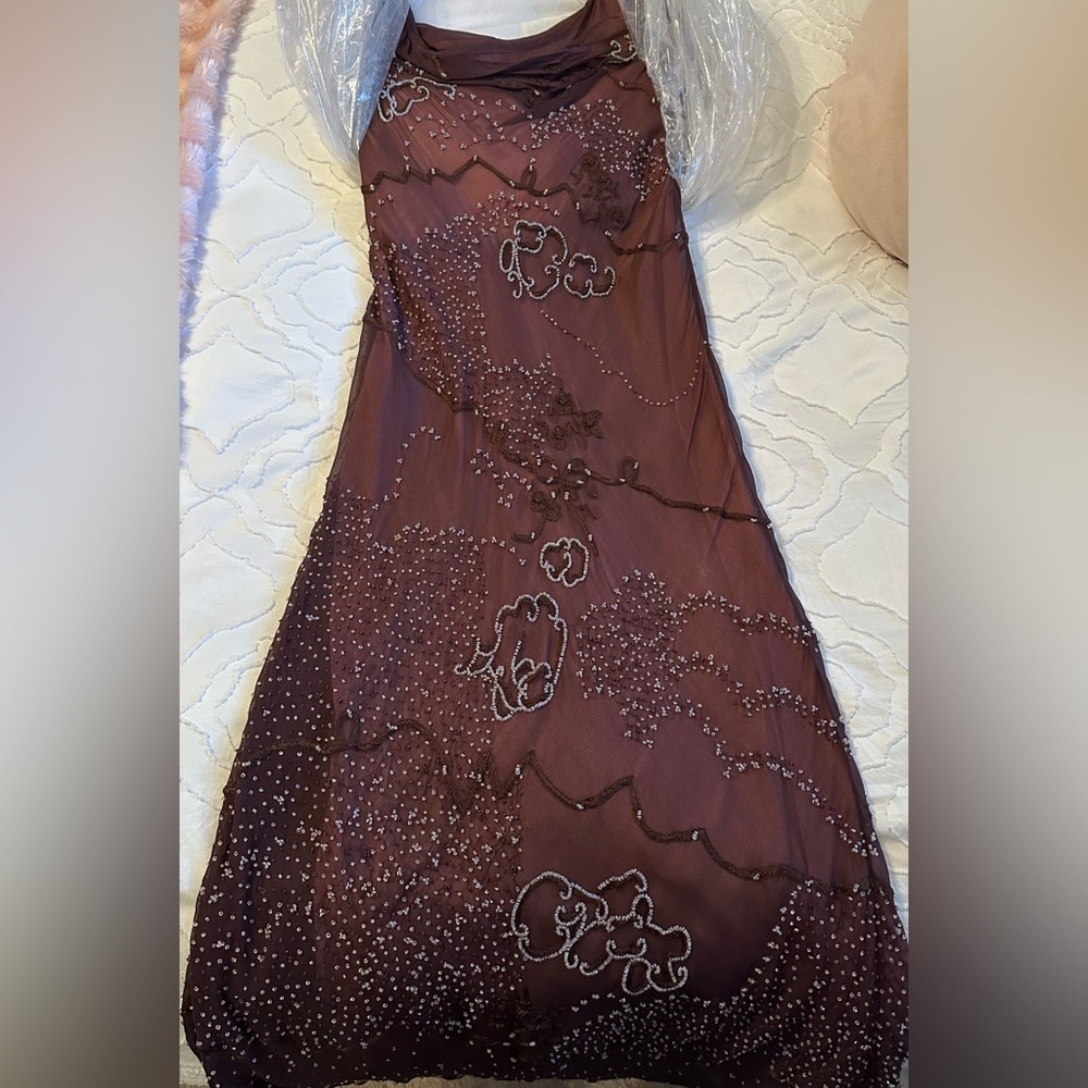 Elegant Burgundy embellished Dress - Picture 4 of 5